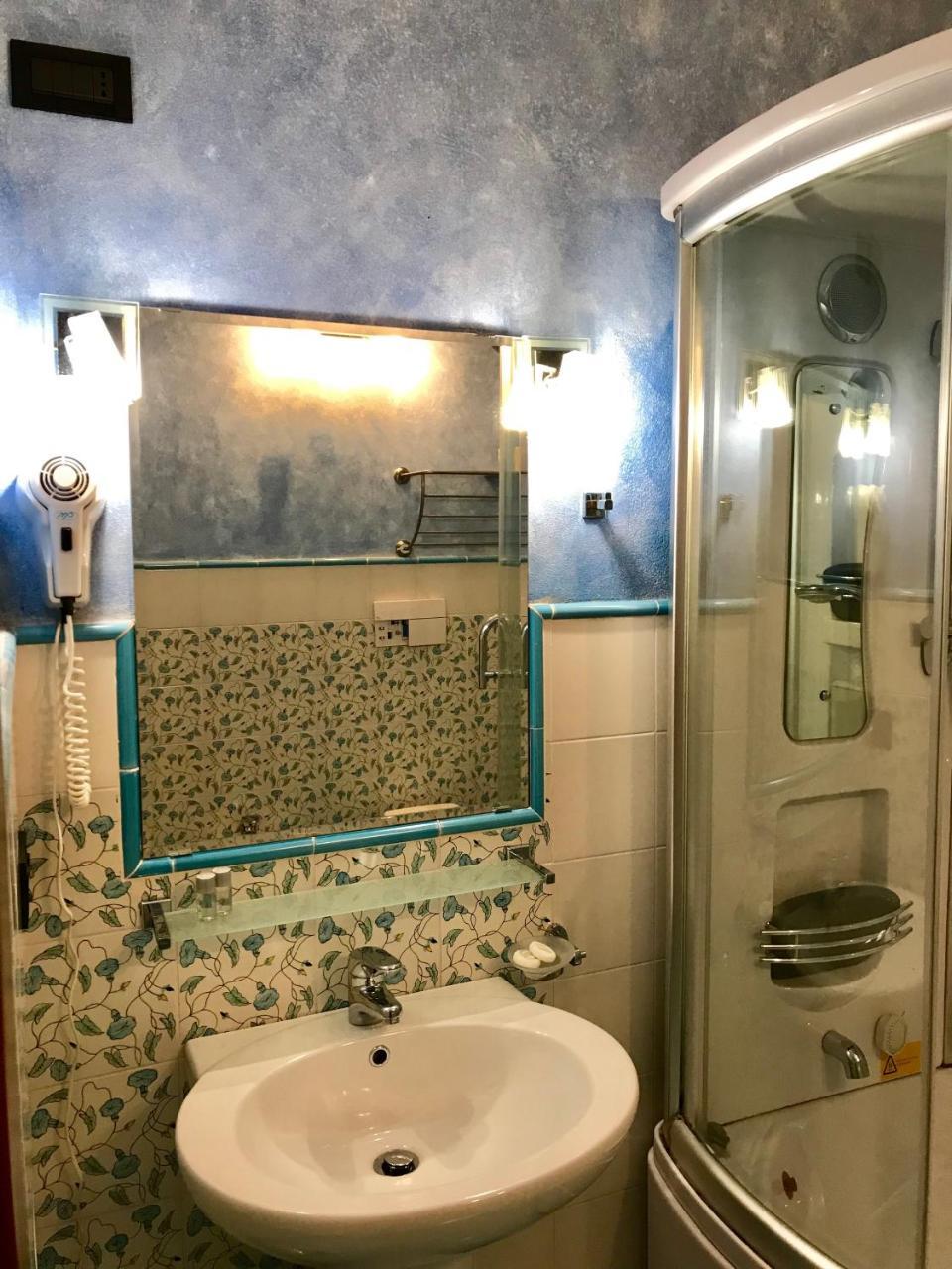 Hotel Di Sor Paolo San Casciano in Val di Pesa Luaran gambar